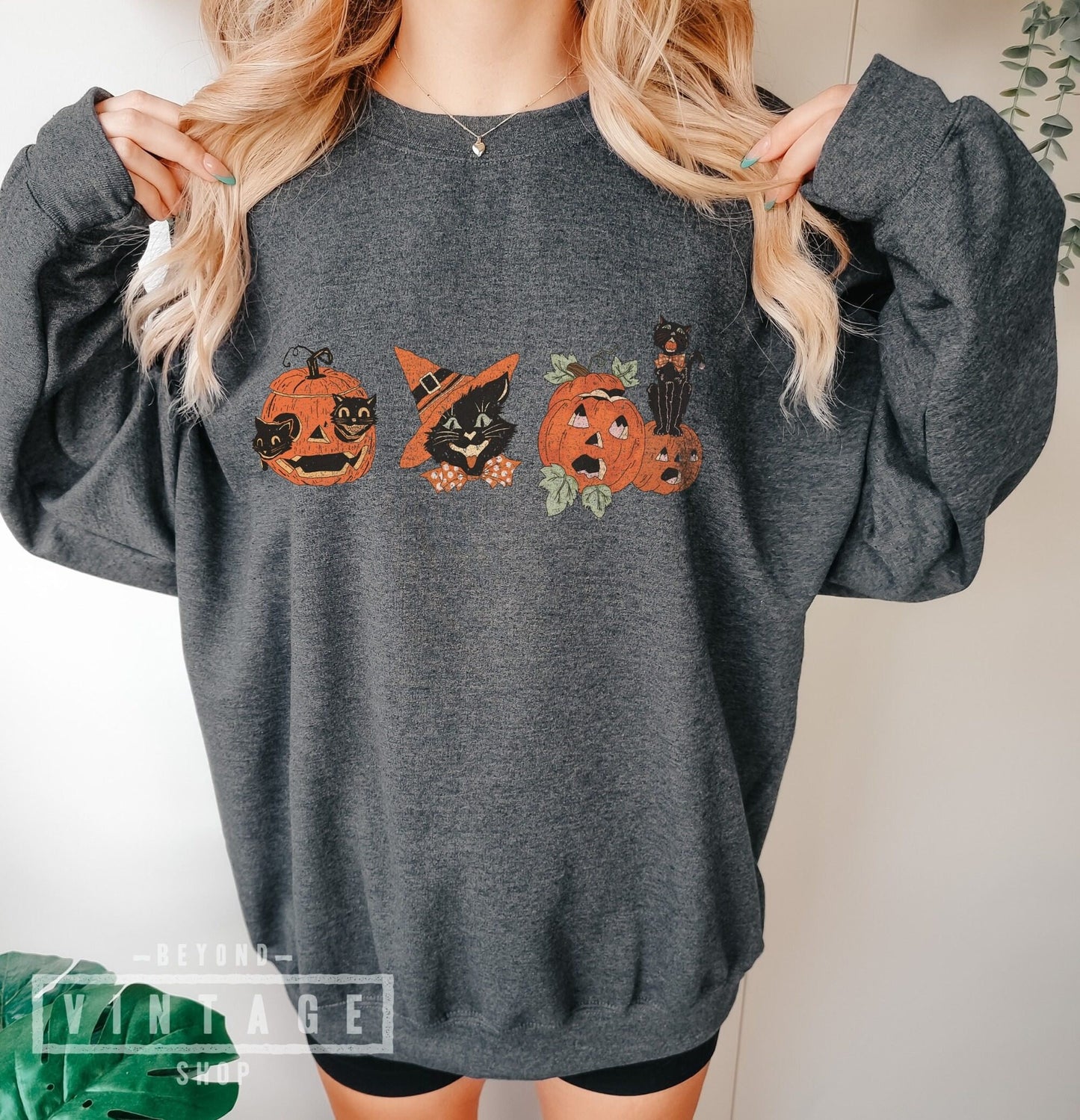 Vintage Retro Cat & Pumpkins Halloween Crewneck Sweatshirt