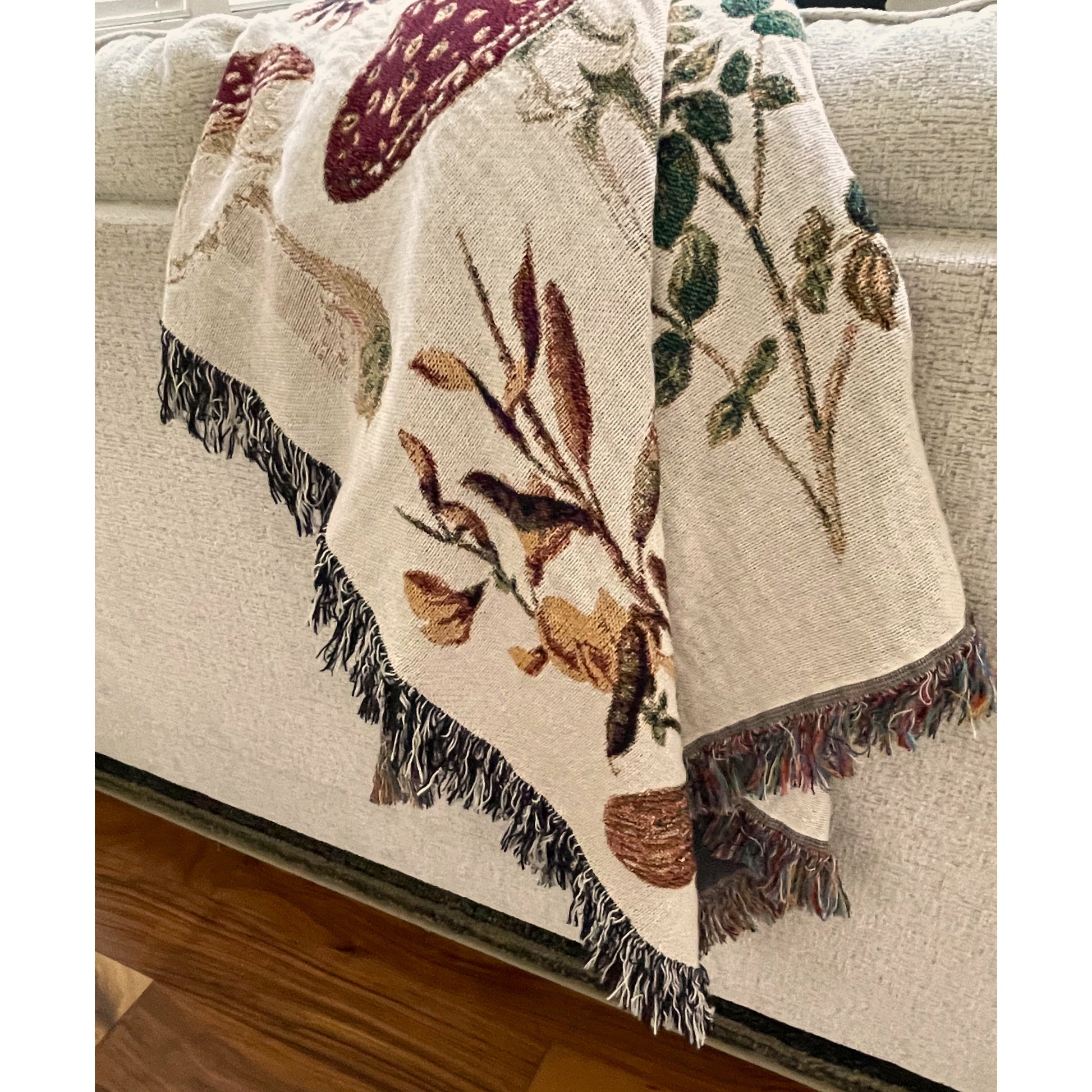 Mushroom wonderland woven throw/blanket – Nikkistrange